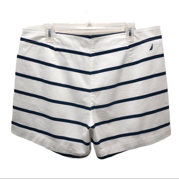 Nautica White Stretch Twill Shorts With Navy Stripes - Picture 2 of 5